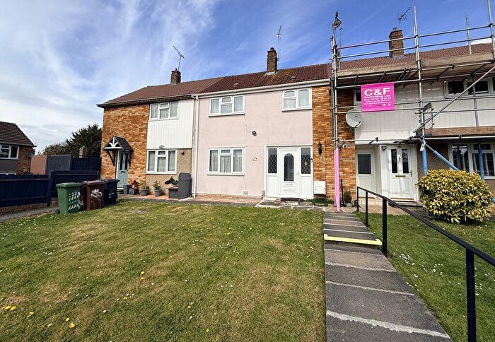 3 Bedroom Detached House For Sale In Ashwood Road, Potters Bar, EN6