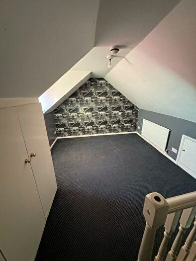 1 Bedroom Flat To Rent In Hightown Road, Luton, LU2