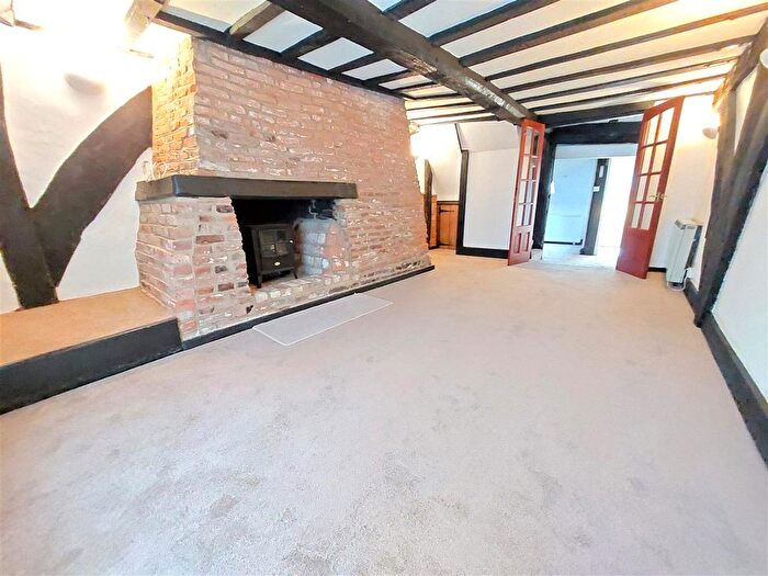 2 Bedroom Flat To Rent In High Street, Hythe, CT21