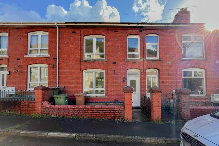 3 Bedroom Property To Rent In George Street, Cwmcarn, Crosskeys, NP11