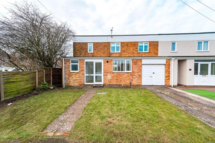 3 Bedroom Semi Detached House For Sale In Lowes Green, Formby, Liverpool, L37