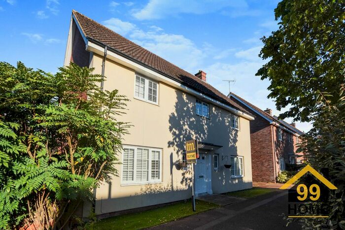 4 Bedroom Detached House To Rent In Warwick Road, Dunmow, Essex, CM6