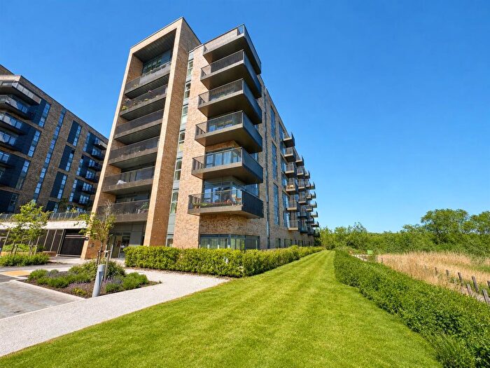 2 Bedroom Flat For Sale In Flagstaff Road, Reading, RG2