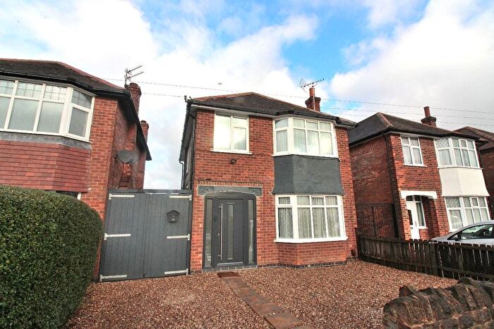 3 Bedroom Detached House To Rent In Runswick Drive, Wollaton, NG8