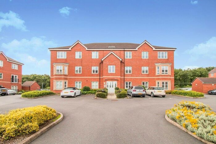 2 Bedroom Flat To Rent In Scampston Drive, East Ardsley, Wakefield, West Yorkshire, WF3