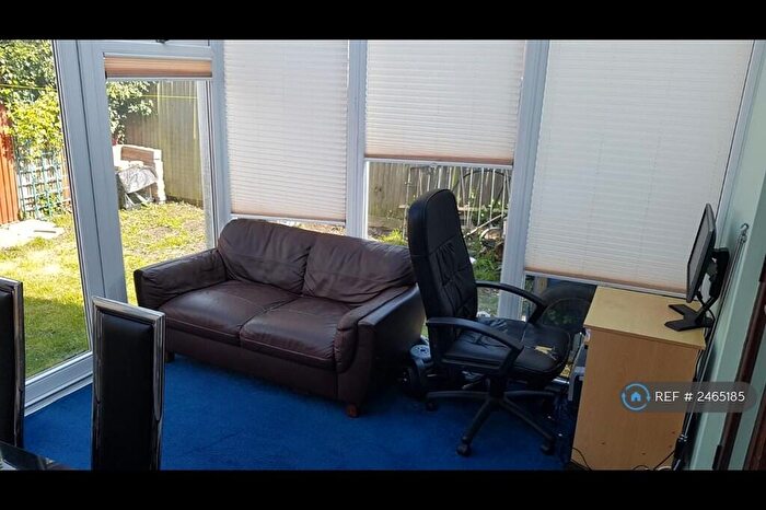 2 Bedroom End Of Terrace House To Rent In Maple Avenue, South Harrow, HA2