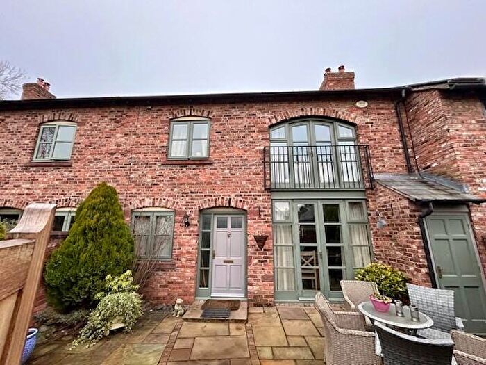 2 Bedroom Barn Conversion To Rent In Lea By Backford, CH1