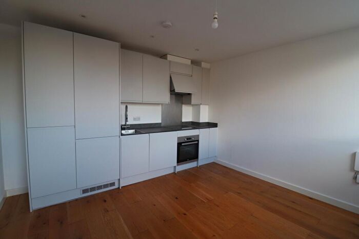 1 Bedroom Flat To Rent In Regent House, Basildon, SS14