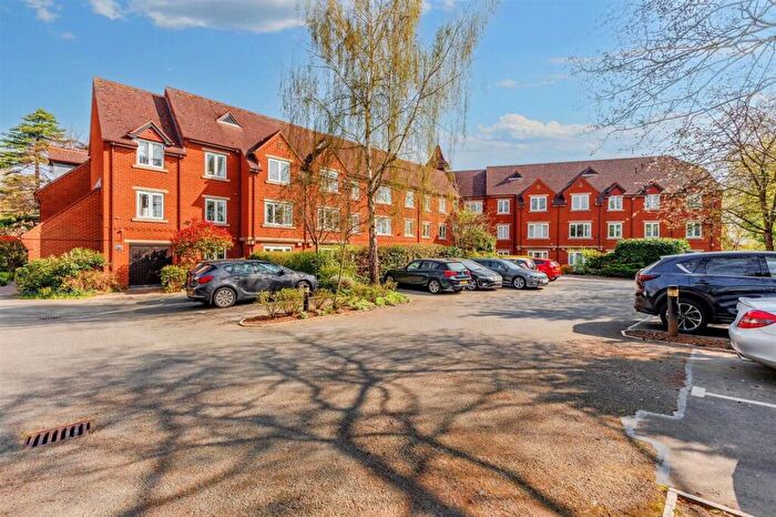 1 Bedroom Retirement Property For Sale In Alcester Road, Scholars Court Alcester Road, CV37