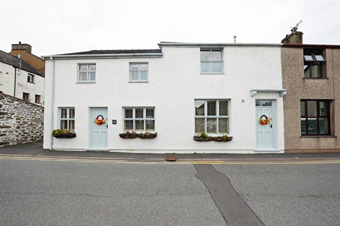 3 Bedroom Semi-Detached House For Sale In Princes Street, Broughton-In-Furness, LA20