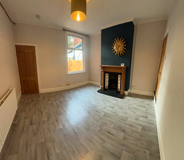 2 Bedroom Terraced House To Rent In Harrow Road, Leicester, LE3