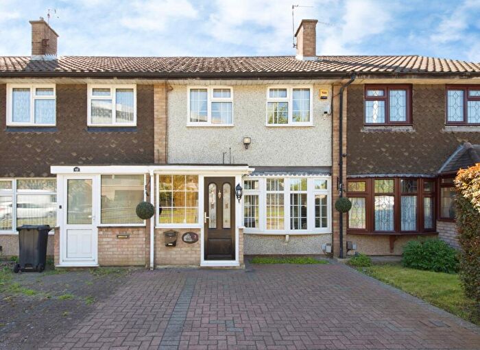 3 Bedroom Terraced House For Sale In Shepherds Close, Romford, Essex, RM6