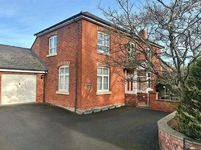 3 Bedroom Flat For Sale In Lugwardine, Hereford, HR1