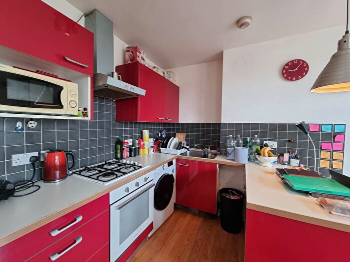 1 Bedroom Flat To Rent In Turnpike Lane, Turnpike Lane, N8