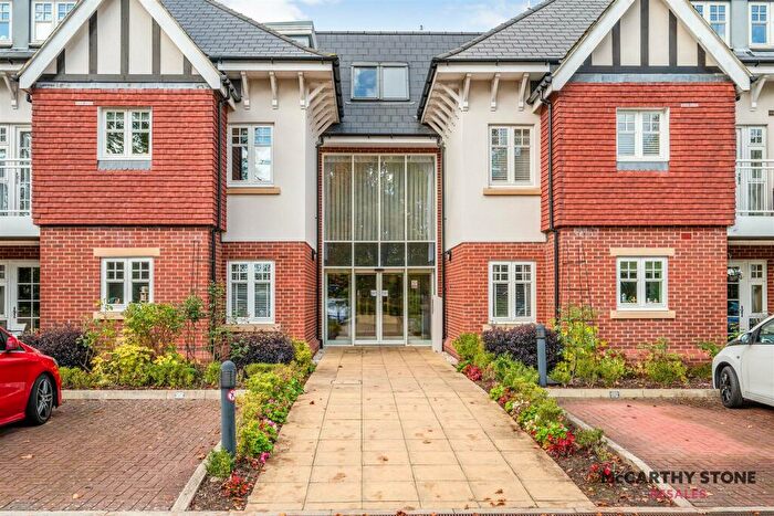 2 Bedroom Apartment For Sale In Brueton Place, - Blossomfield Road, Solihull, B91