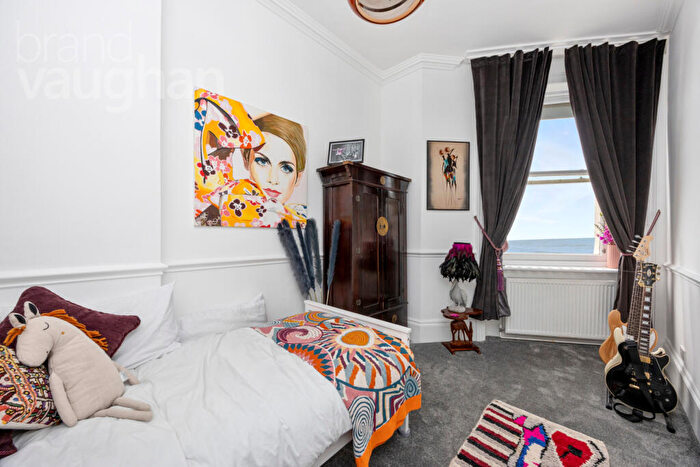 2 Bedroom Flat For Sale In Marine Parade, Brighton, East Sussex, BN2