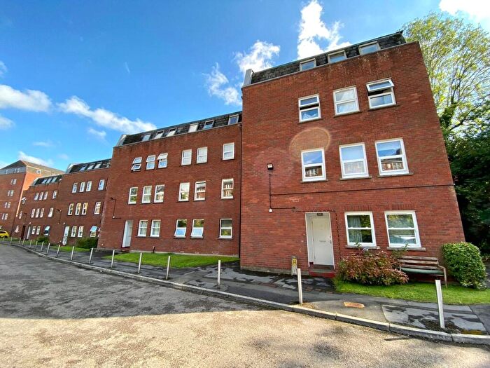 2 Bedroom Flat To Rent In Clifton, Alma Court, BS8