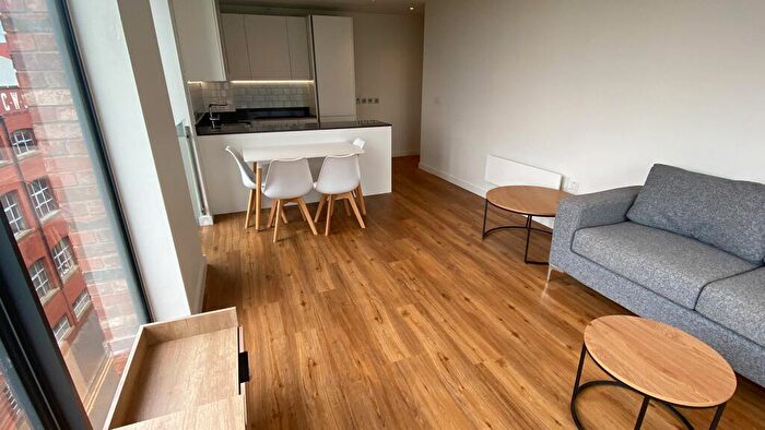 2 Bedroom Apartment To Rent In Old Mount Street, Manchester, M4