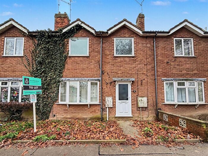 3 Bedroom Terraced House To Rent In Commercial Road, Spalding, PE11