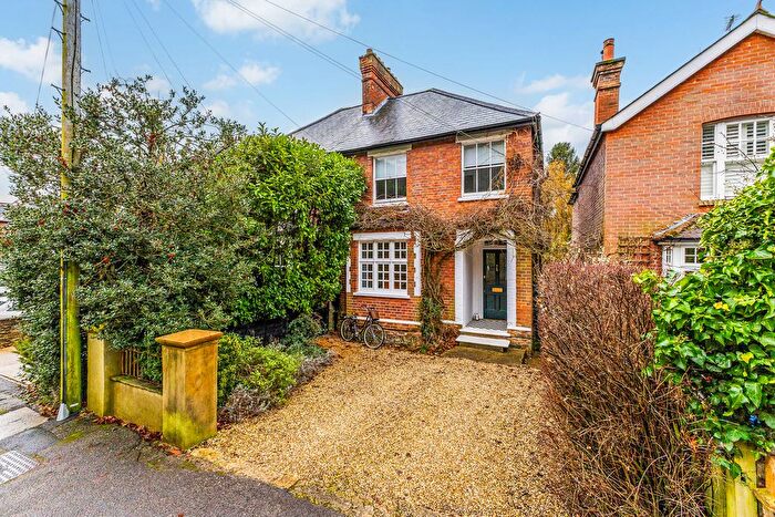 3 Bedroom Semi Detached House For Sale In Peperharow Road, Godalming, GU7