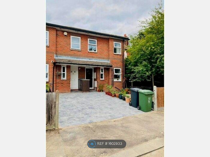 2 Bedroom End Of Terrace House To Rent In Gaynesford Rd, London, SE23