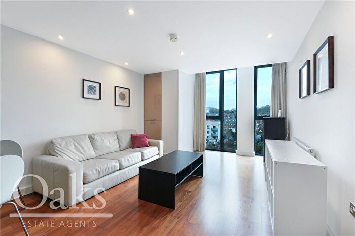 1 Bedroom Flat To Rent In Mason's Avenue, Croydon, CR0