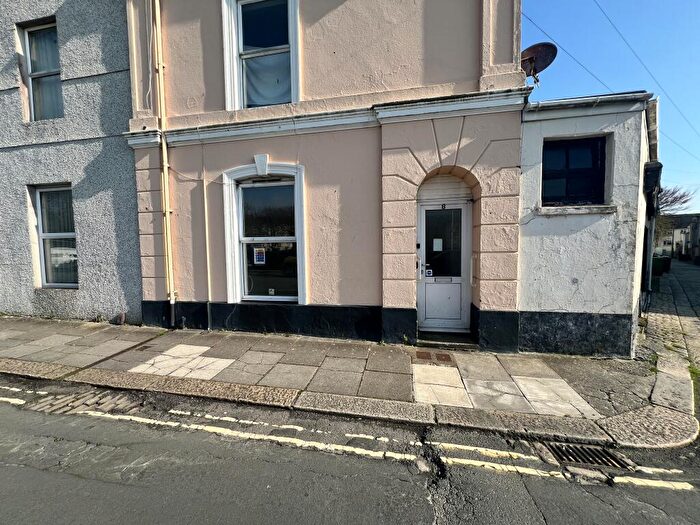 1 Bedroom Flat For Sale In Ground Floor Flat, Patna Place, Plymouth, Devon, PL1