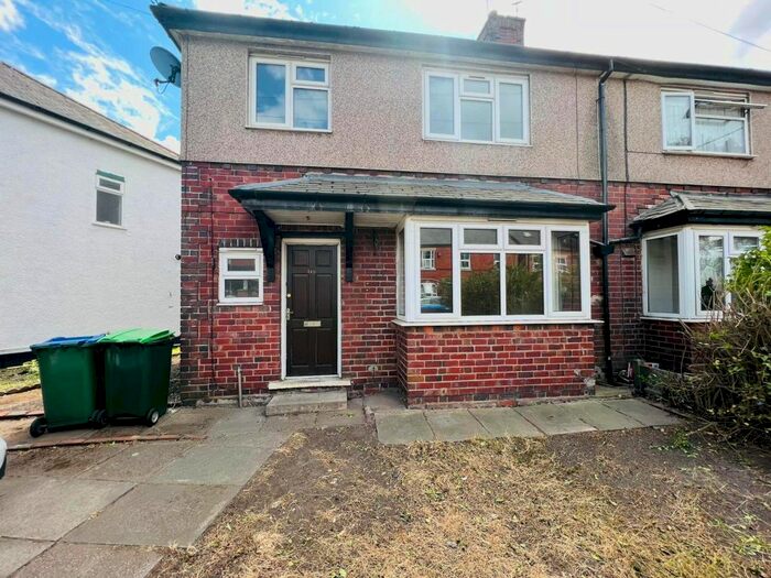 3 Bedroom Semi-Detached House To Rent In Park Lane West, Tipton, DY4