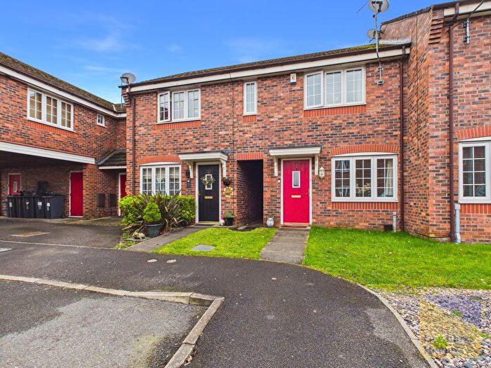 2 Bedroom Mews For Sale In Royal Drive, Fulwood, Lancashire, PR2