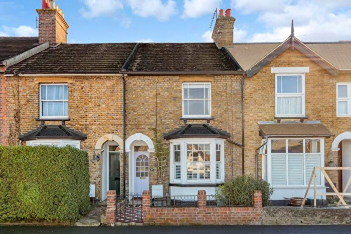 3 Bedroom Terraced House For Sale In Western Road, Tring, HP23