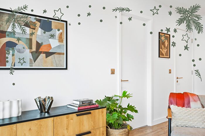 2 Bedroom Flat To Rent In The Kell, Gillingham Gate Road, Gillingham, ME4