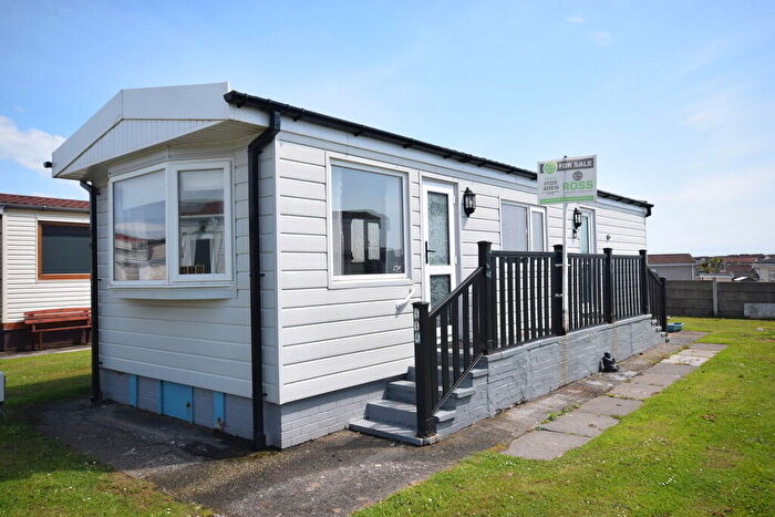 2 Bedroom Chalet For Sale In West Shore Park, Walney, Barrow-in-Furness, LA14