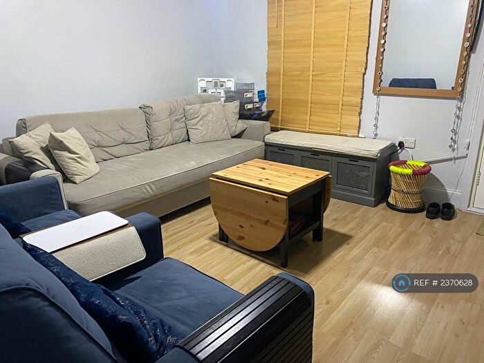 3 Bedroom Terraced House To Rent In Empress Road, Gravesend, DA12