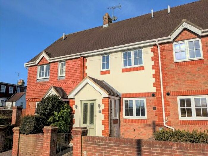 3 Bedroom House To Rent In Marlborough Place, RH12