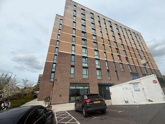 2 Bedroom Flat To Rent In Kimpton Road, Luton, LU2