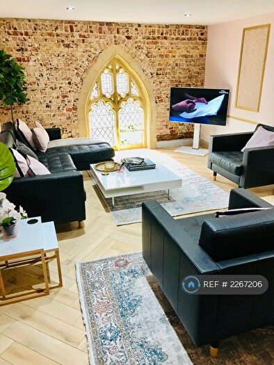 2 Bedroom Flat To Rent In Chapel Apartments, Margate, CT9