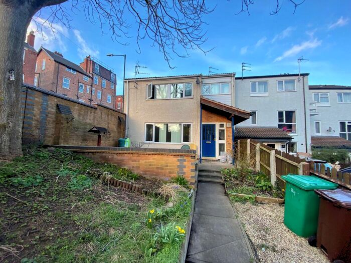 3 Bedroom House To Rent In Egerton Walk, Nottingham, NG3