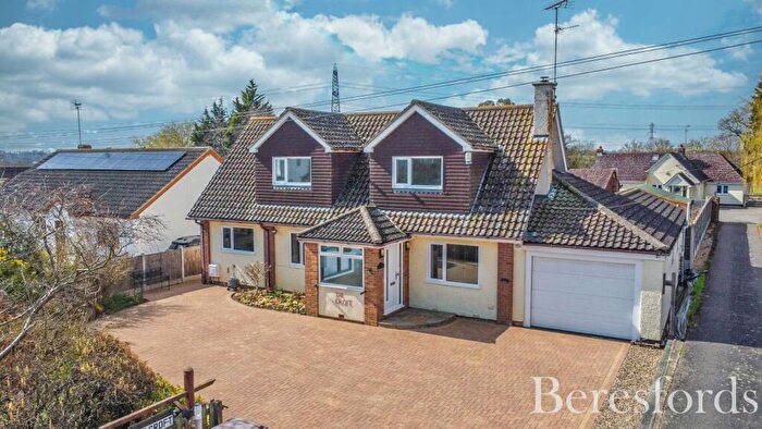 4 Bedroom Detached House For Sale In Southend Road, Howe Green, CM2