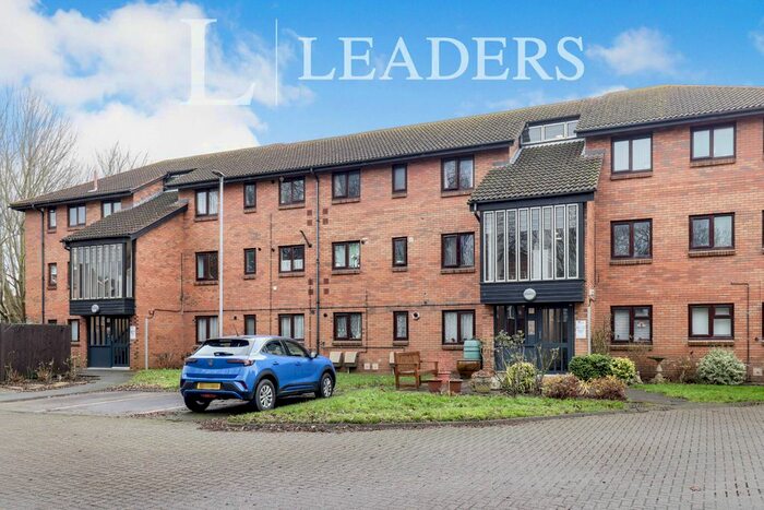 2 Bedroom Flat To Rent In Staveley Court, Loughborough, LE11