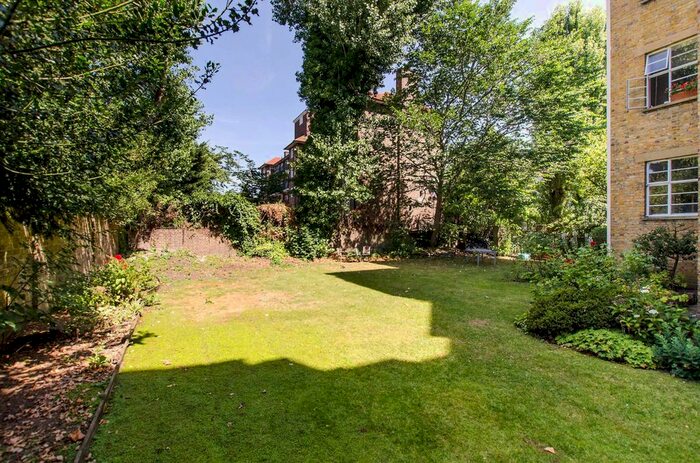 Studio To Rent In Okeover Manor, Clapham Common North Side, London, SW4