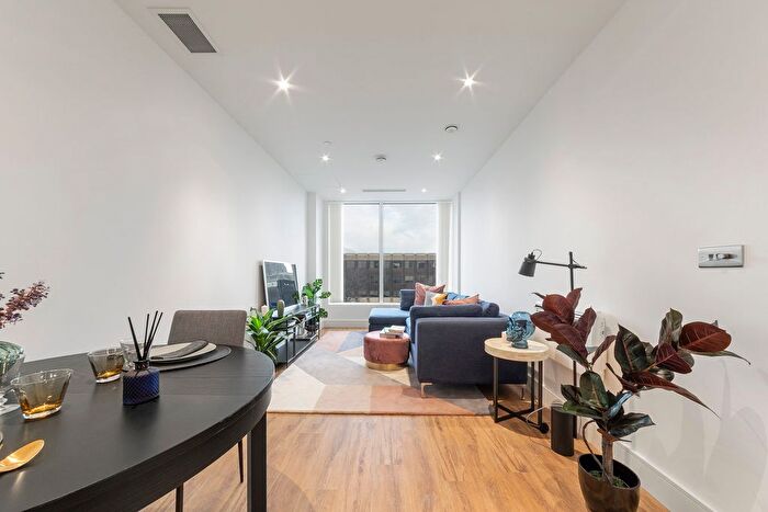 1 Bedroom Flat To Rent In West Gate, London, W5