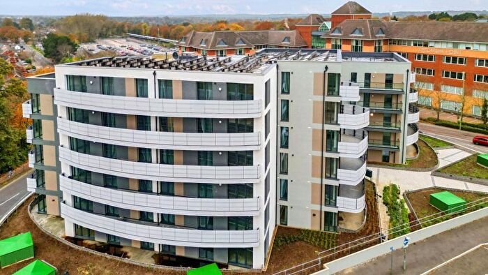 2 Bedroom Apartment To Rent In Farnborough, GU14