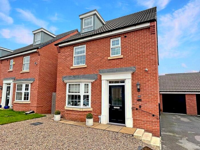 4 Bedroom Detached House For Sale In Bluebell Walk, Pontefract, WF8