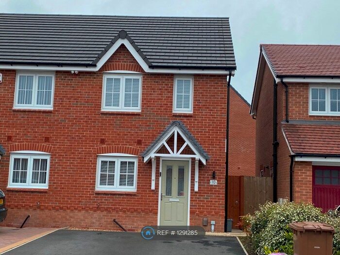 2 Bedroom Semi-Detached House To Rent In Beverley Way, Newton-Le-Willows, WA12