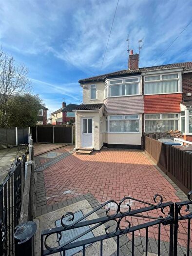 2 Bedroom Semi-Detached House To Rent In Patricia Avenue, Birkenhead, CH41