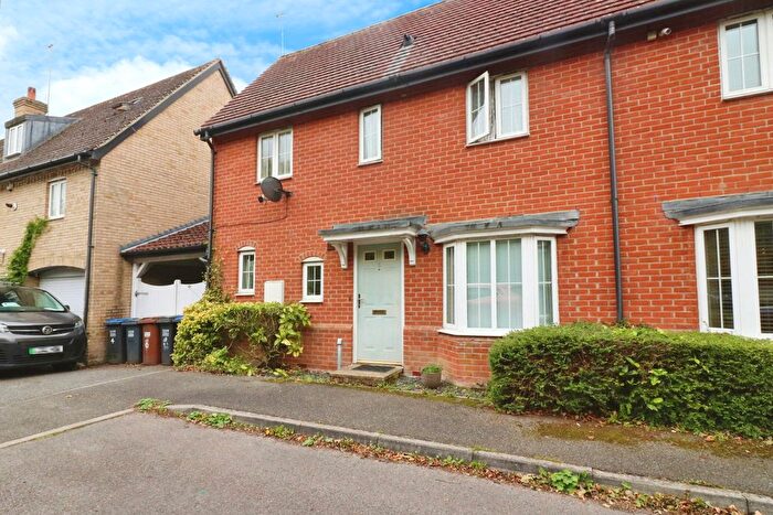 2 Bedroom Detached House To Rent In Waight Close, Salisbury Garden Village, Hatfield, AL10