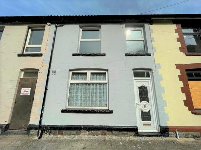 3 Bedroom Terraced House To Rent In Ty'r Felin Street, Mountain Ash, CF45