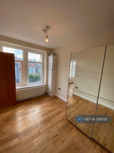 1 Bedroom Flat To Rent In Gloucester Road, Horfield, Bristol, BS7