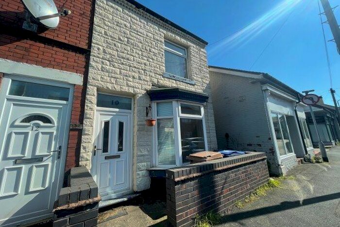 2 Bedroom Property To Rent In Church Street, Cannock, WS11