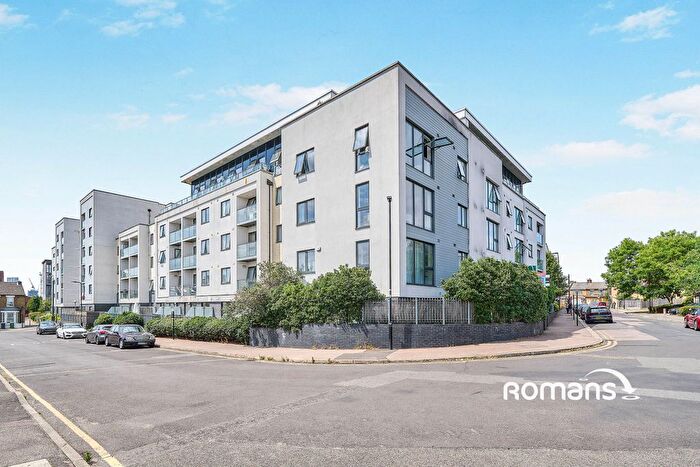 2 Bedroom Flat To Rent In Vellum Court, Walthamstow, E17